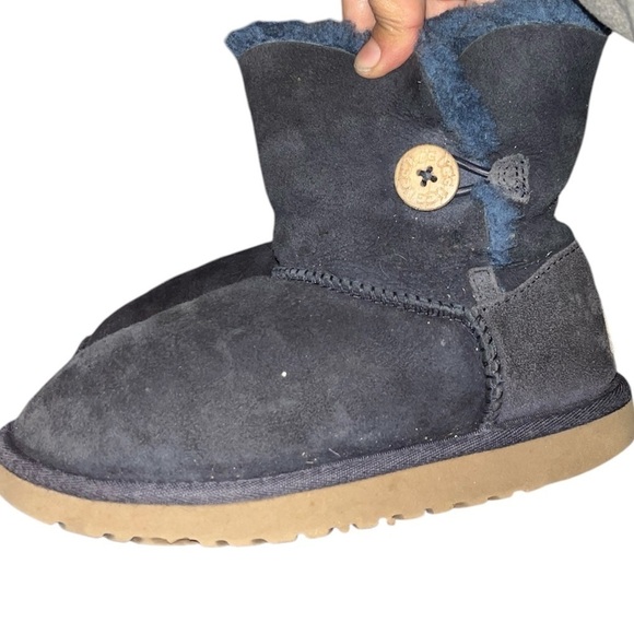 Ugg Australia kids boots size 1 - Picture 4 of 4